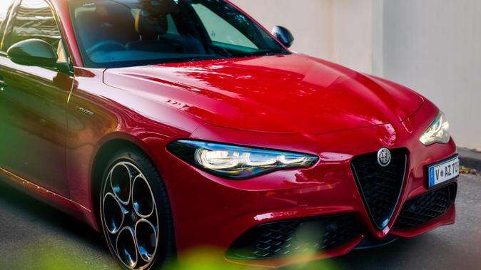 Alfa Romeo is replacing its last sedan with something different