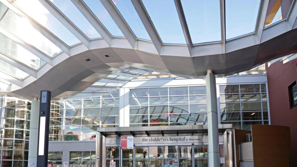 Hospital workers storm out over parking fee
