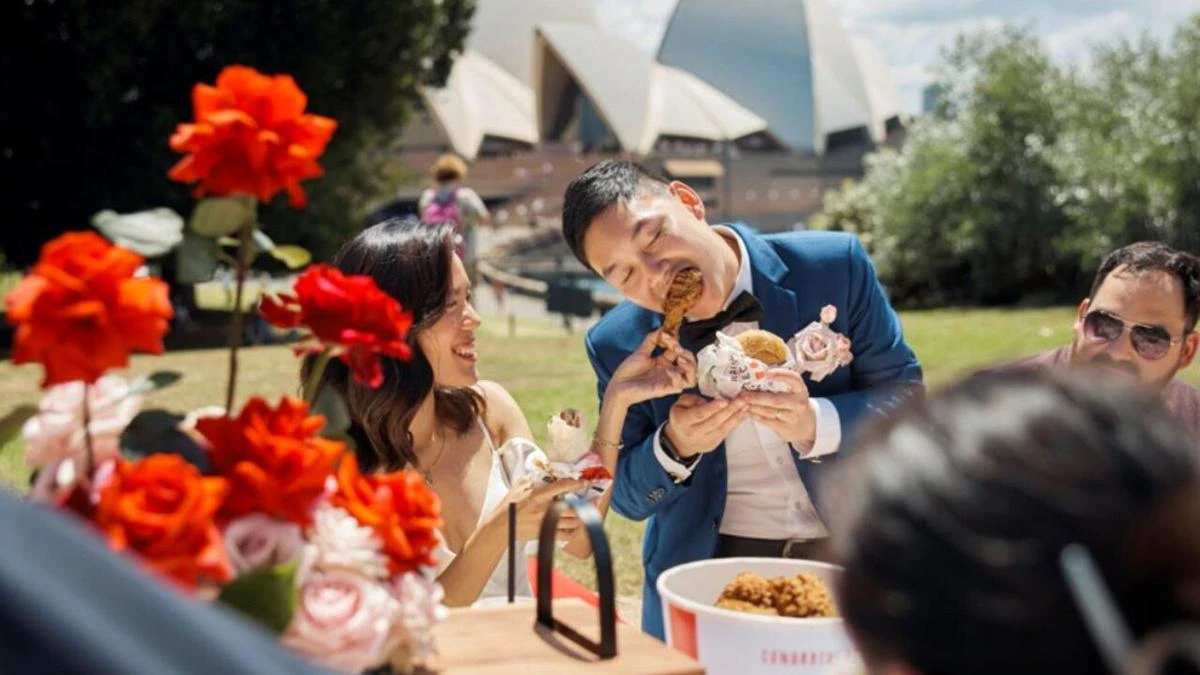 Megafans’ crazy $80k KFC-themed wedding