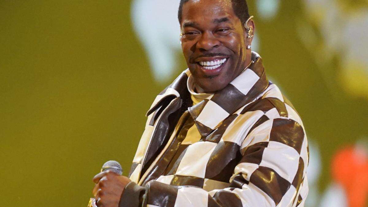 Busta Rhymes hails 'inspirational' LL Cool J at MTV EMAs