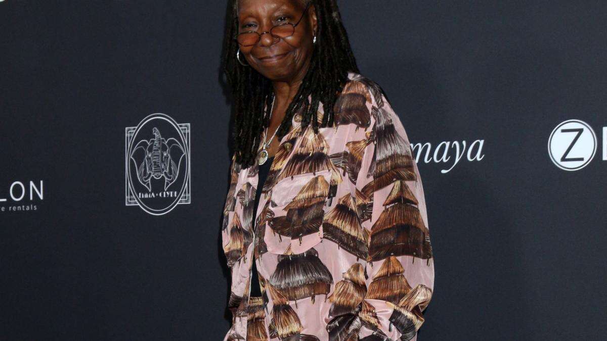 Whoopi Goldberg accuses bakery of declining order due to her political beliefs