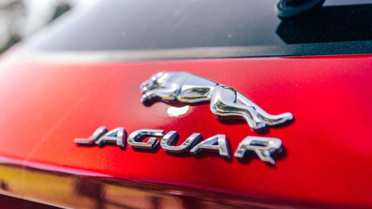 Jaguar sets reveal date for Porsche Taycan EV rival