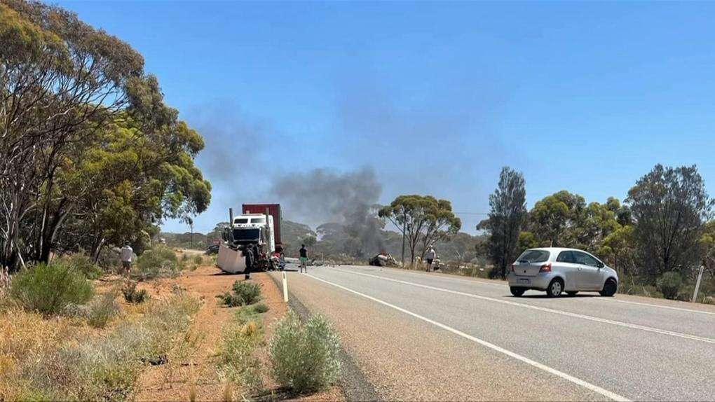 Man killed as car and truck collide on WA highway