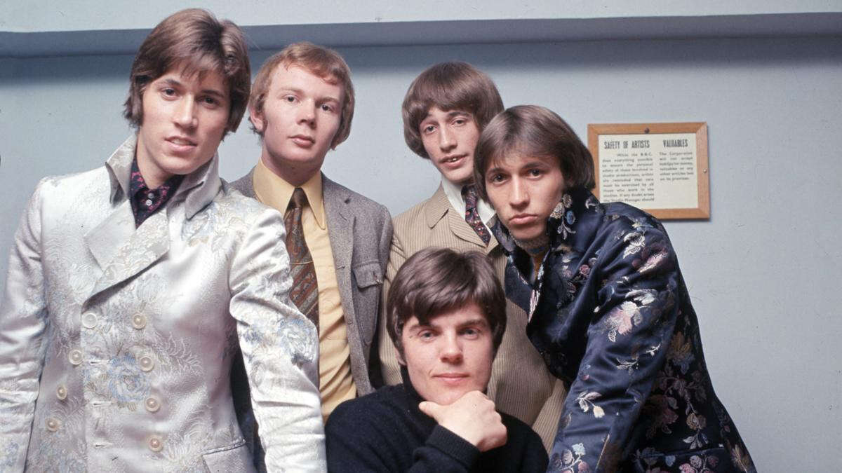 breakingOriginal Bee Gees star Colin Petersen dies