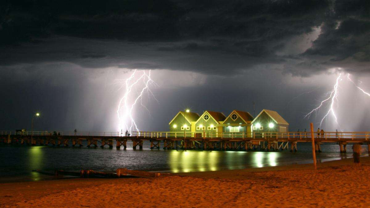 Severe thunderstorm warning as residents told to act now