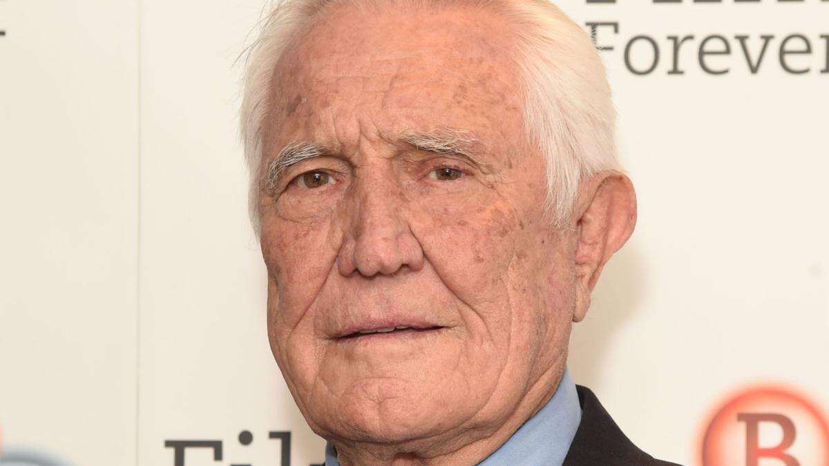 007 legend George Lazenby announces his retirement from acting: 'It's been a fun ride but...'