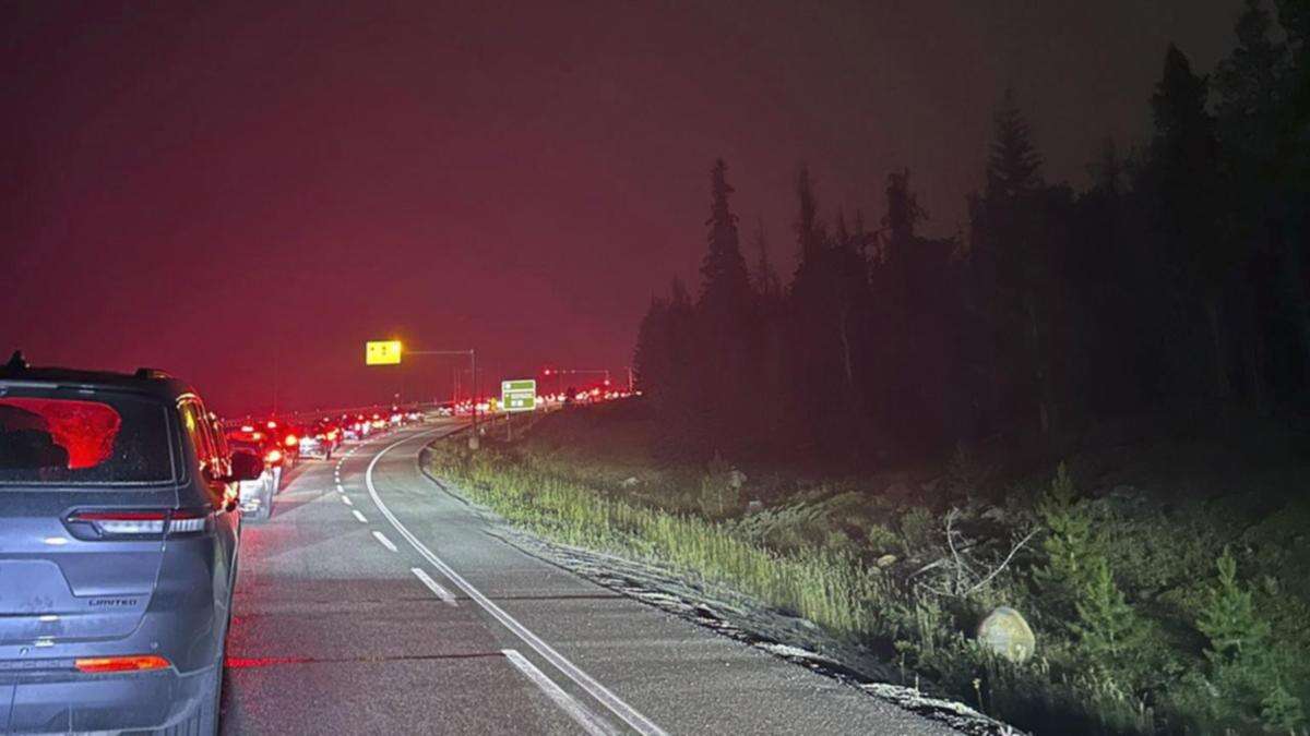 Huge wildfire burns down part of western Canadian town