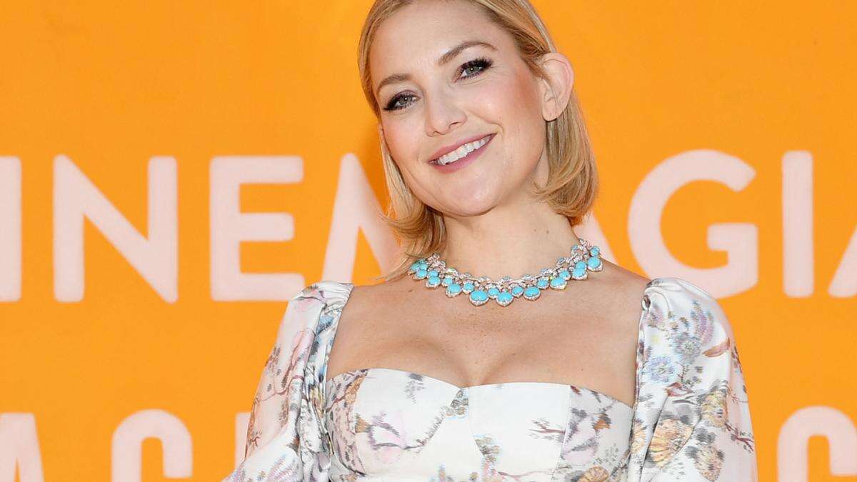 Kate Hudson inundated with flirty messages from celebs