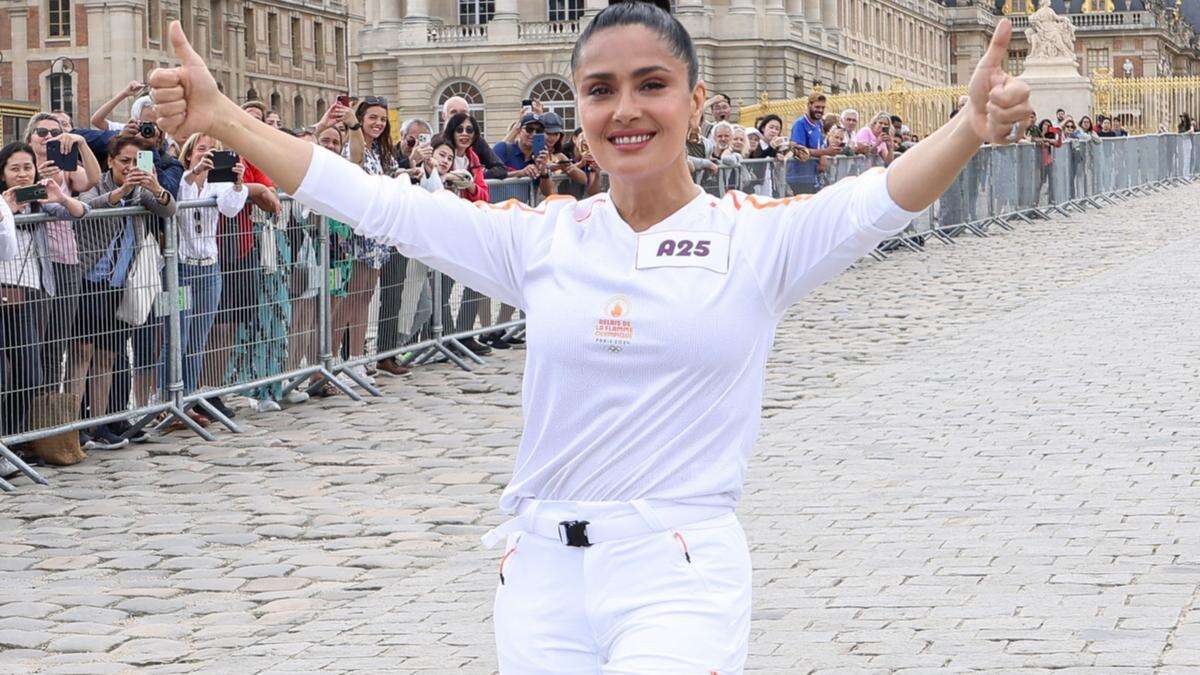 Salma Hayek proud to carry Olympic torch