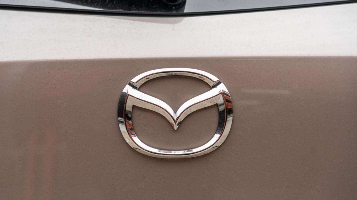 Can you spot the difference with Mazda's new logo?