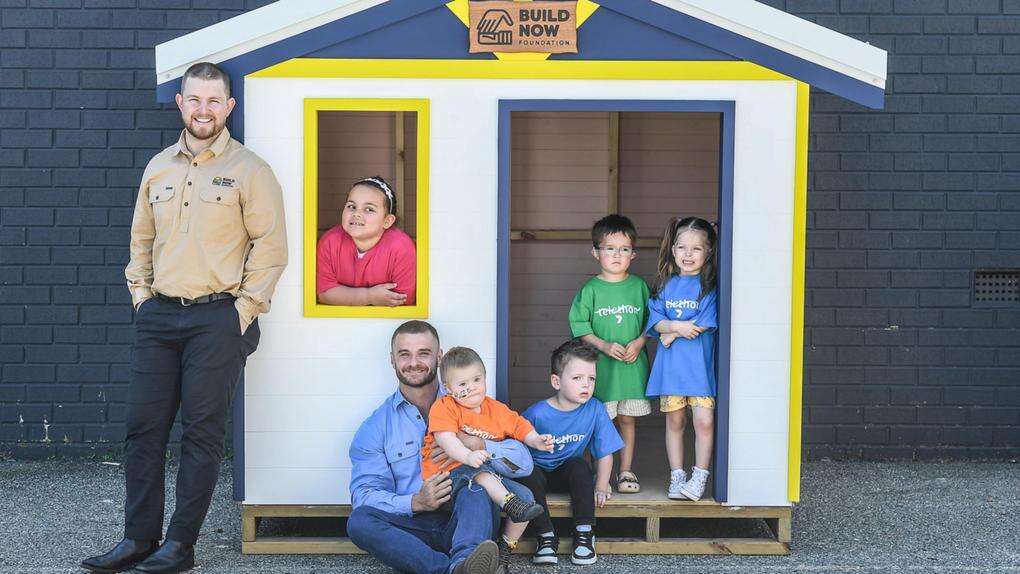 West Aussies volunteers build cubby houses for a cause