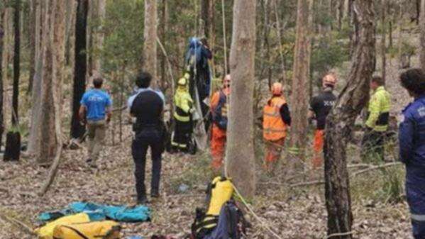 Dramatic rescue as skydiver gets stuck