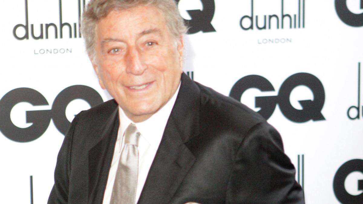 Tony Bennett's daughters accuse brother of mismanaging family trust