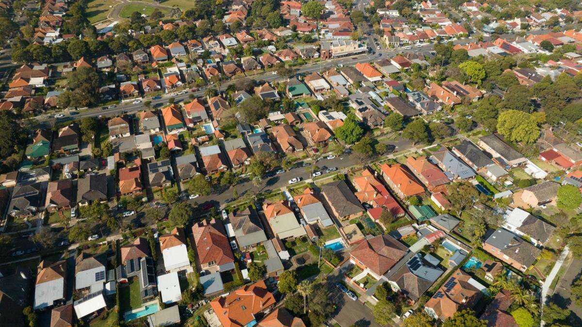 How much does it cost to live in the western suburbs?