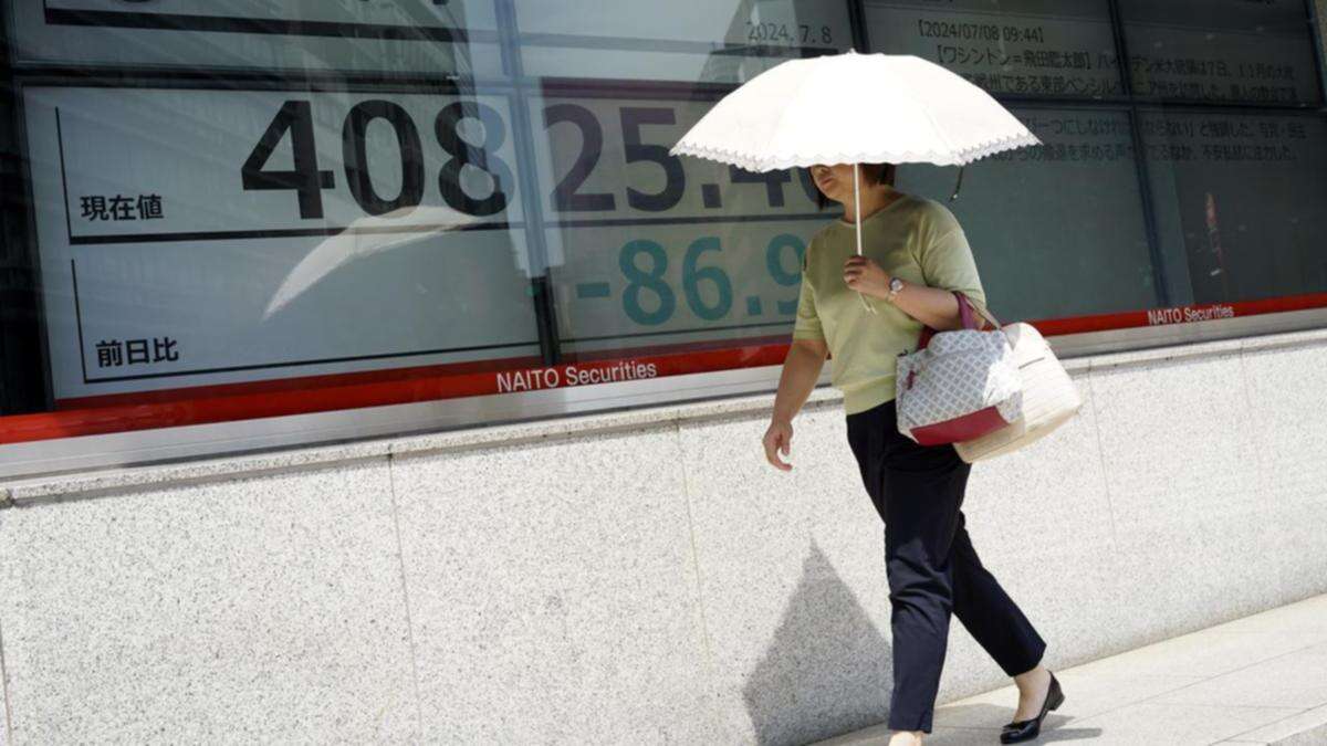 Asian shares track Wall Street higher