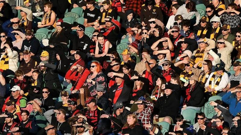 Tassie turns out for traditional AFL foes