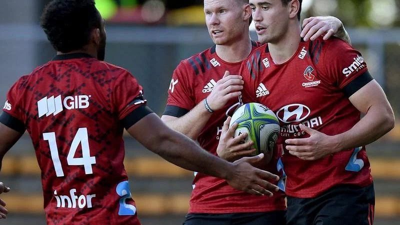 Rebels put dent in Crusaders' finals hopes