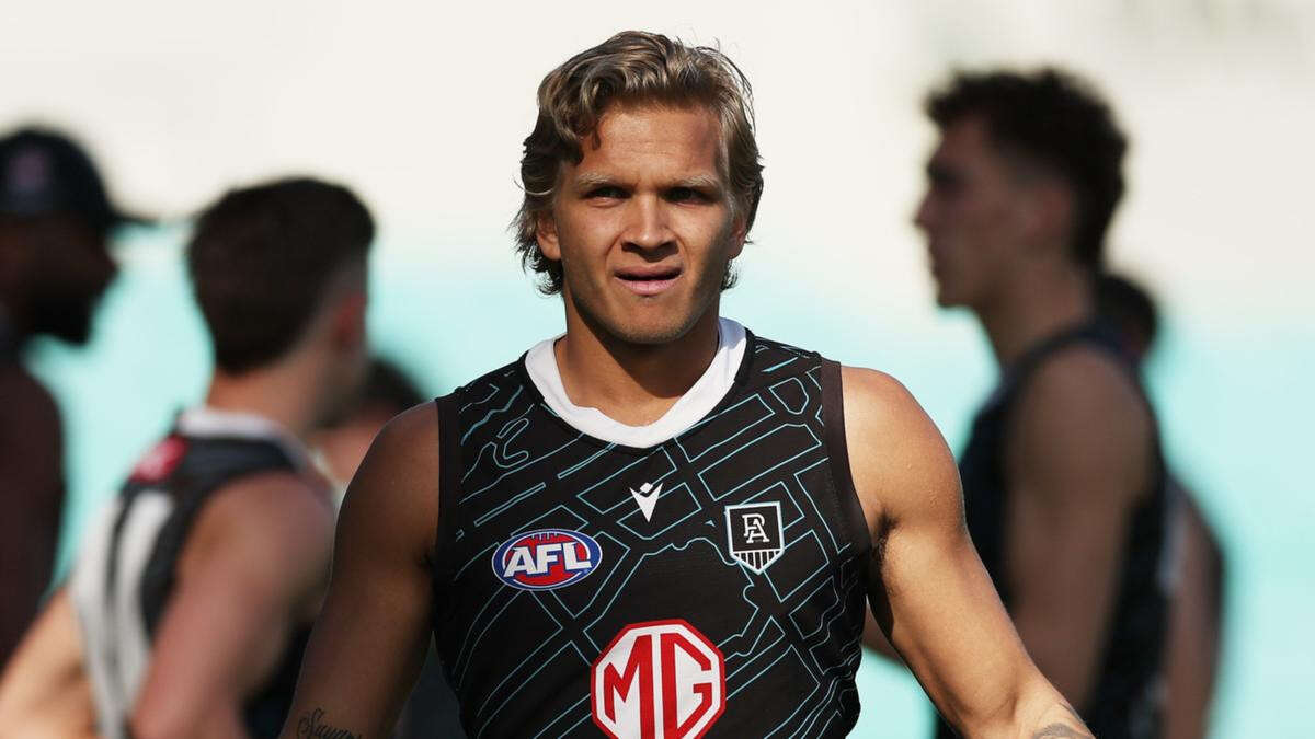 It’s official! Ex-Port speedster joins Fremantle