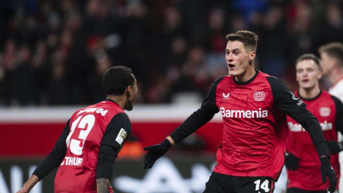 Schick hat-trick helps Leverkusen to big Bundesliga win