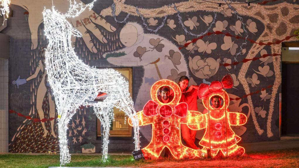 Inner City suburbs turn on Xmas with dazzling light display