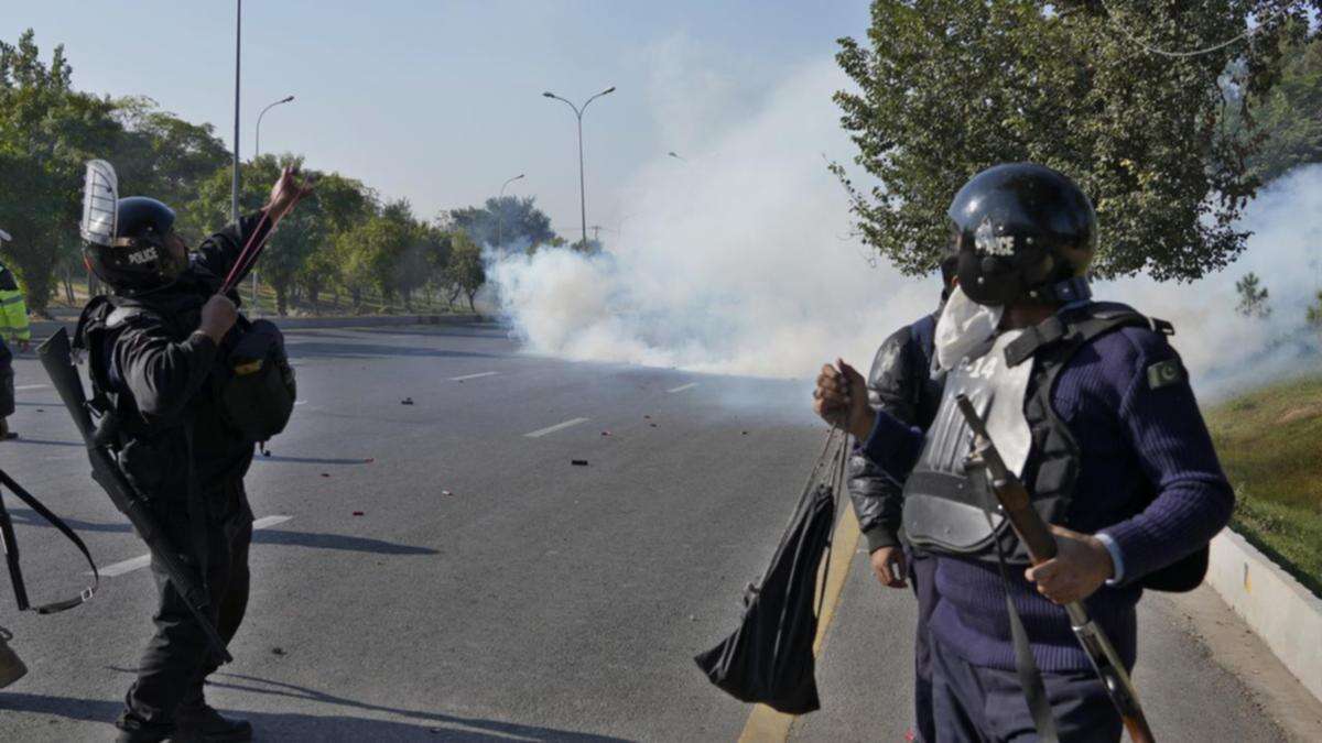 Four troops dead as marchers demand Imran Khan release