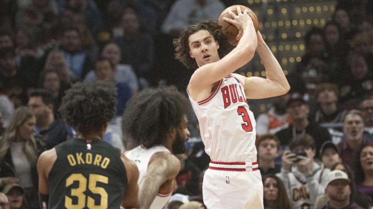 Giddey close to first Bulls triple-double in NBA win