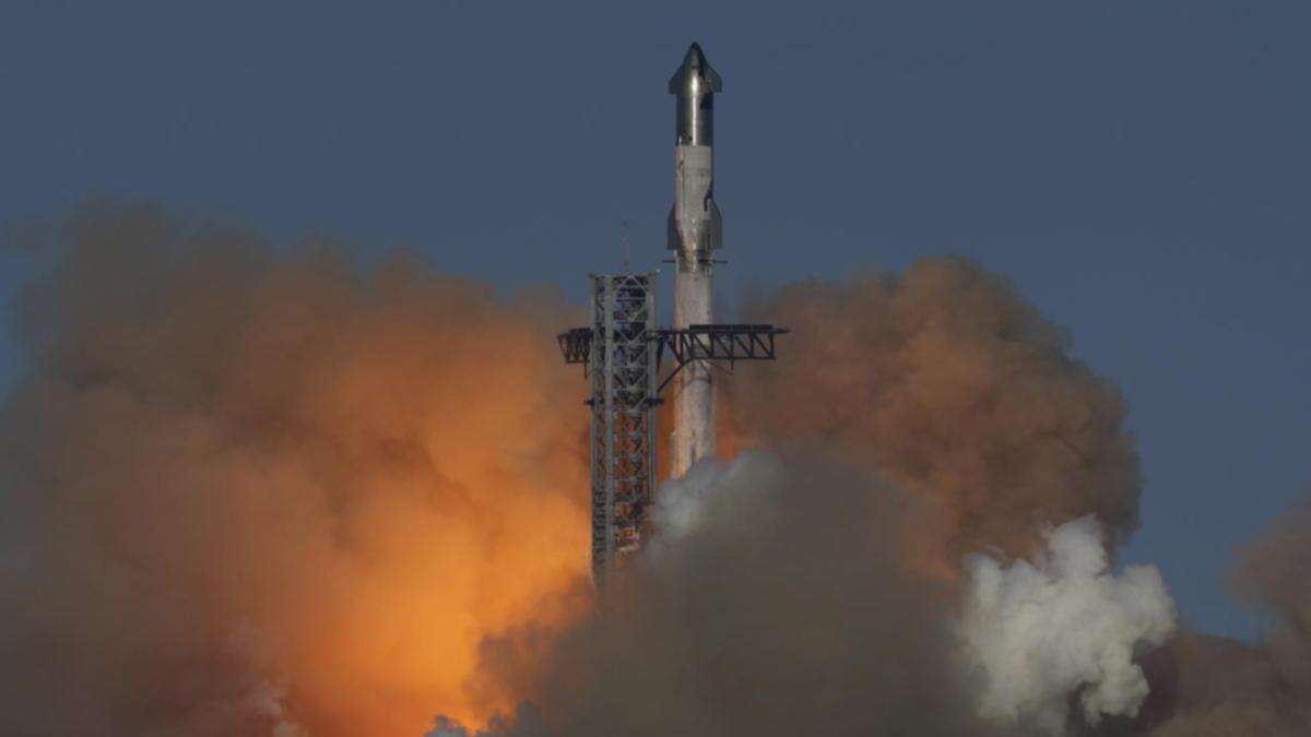 SpaceX launches Starship rocket, aborts booster catch