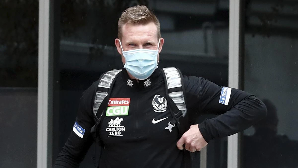 Journo HILARIOUSLY ruins Buckley’s presser