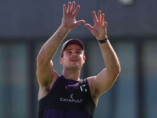 Hands up if you’re excited to see Darcy back on track