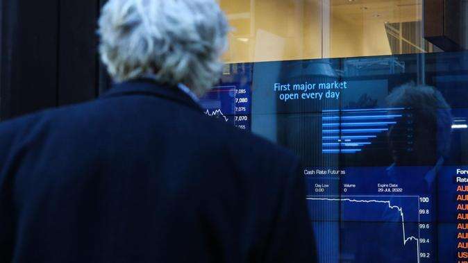 ASX ticks higher on banks and insurers