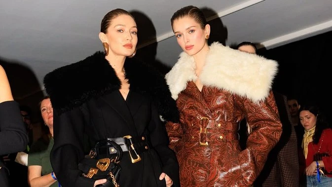 Aussie model stuns alongside Gigi Hadid at fashion show