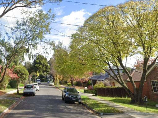 Woman found dead with multiple stab wounds in Melbourne home