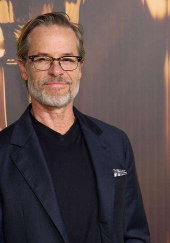 Guy Pearce lost his voice at Oscars