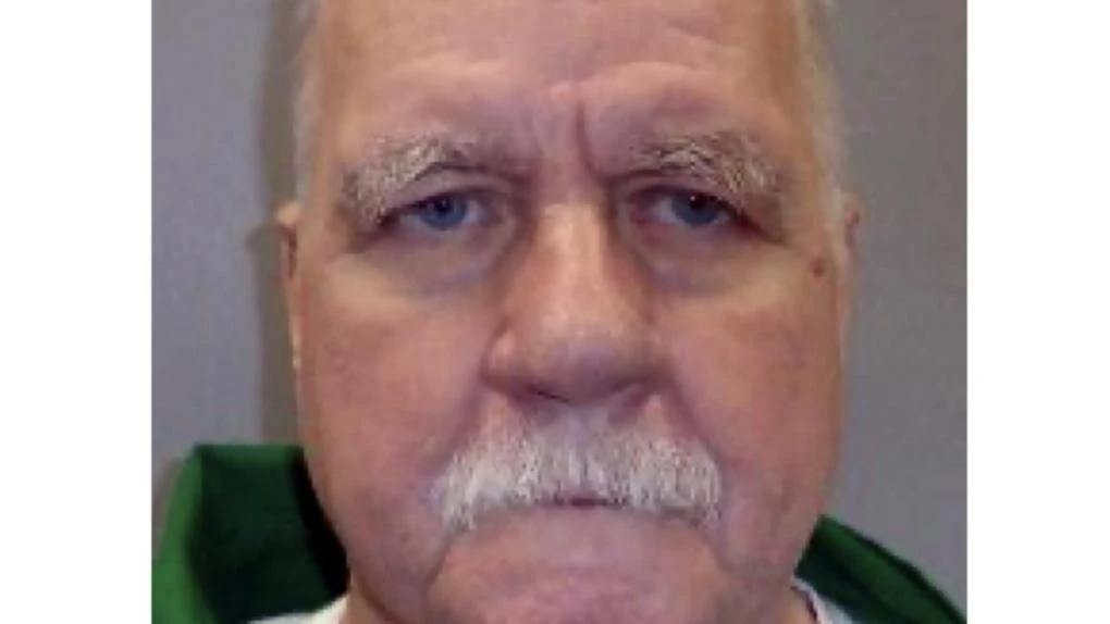 US carries out first firing squad execution in 15 years