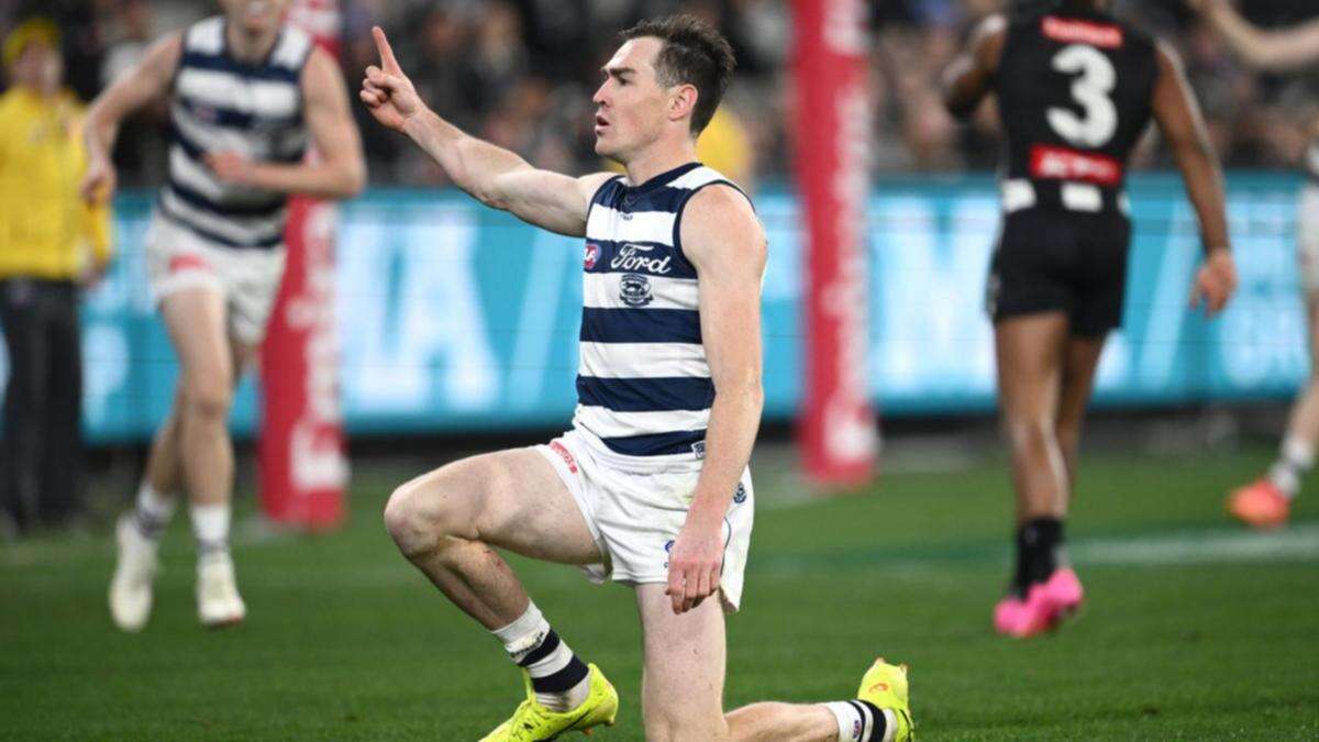 Cats shake off Magpies to charge into AFL top four