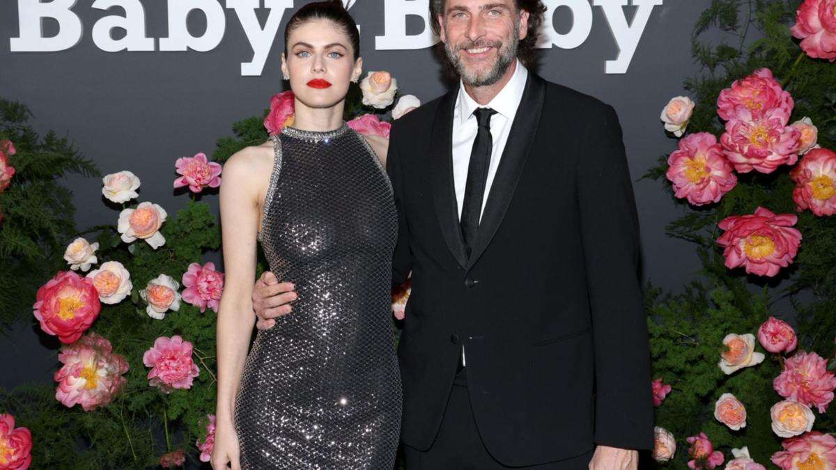 Alexandra Daddario pregnant with first child with husband Andrew Form