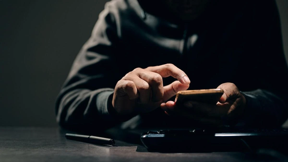 I was scammed by a gang of cunning conmen and lost $191k