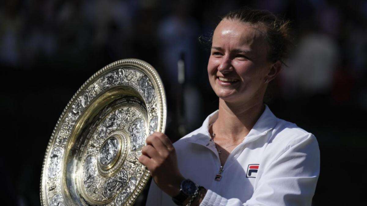 Wimbledon champ has 10 really good reasons to smile