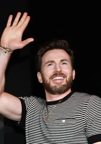 Chris Evans shares details of marriage proposal to Alba Baptista