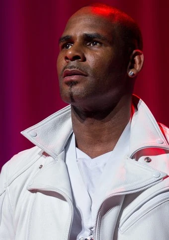 R Kelly seeks to move to house arrest over death plot fear