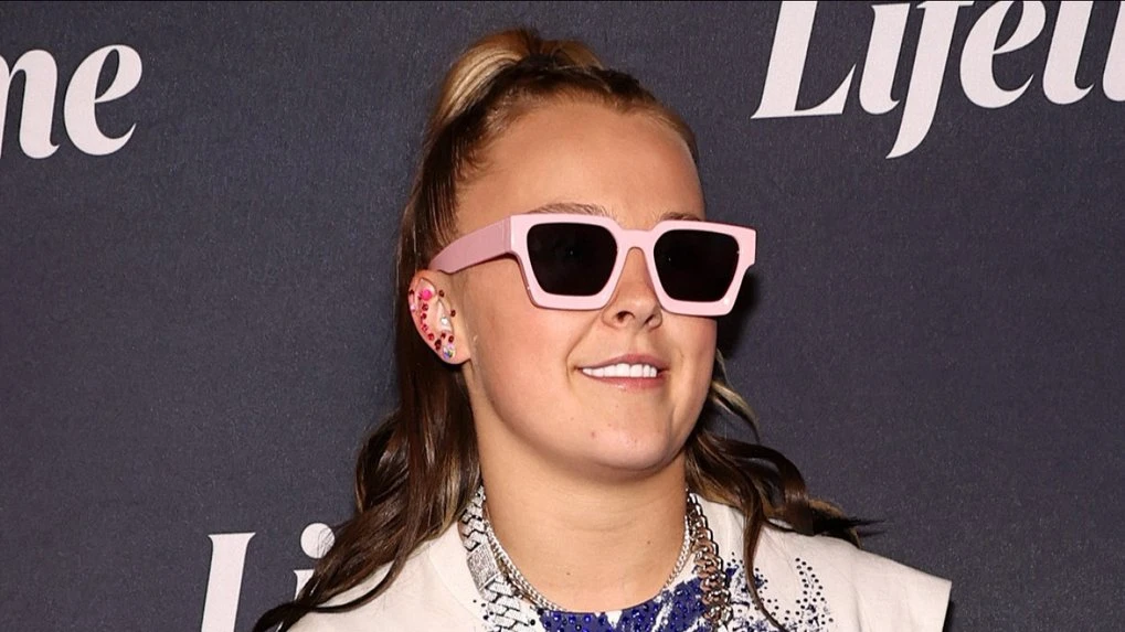 JoJo Siwa's ex Kath Ebbs asks for space to 'heal in peace'