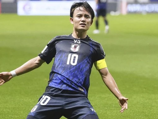 Asia's big two cap World Cup qualifying with victories