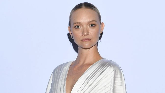 Famous Perth model reveals major injury after scary accident