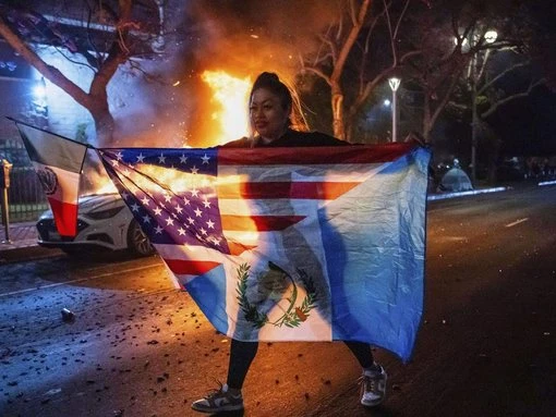 US Marines arrive in LA amid immigration protests