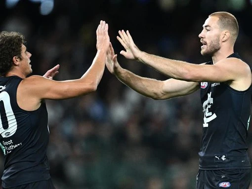 Blues coach throws support behind 'genuine assets'