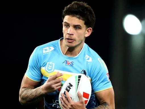 Ankle injury to star half rocks Titans ahead of Raiders