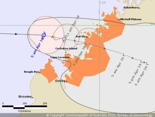 Wild weather warning as tropical cyclone moves off Broome