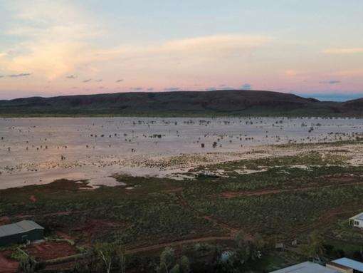 'Terrifying': floods spark station rooftop escape plan