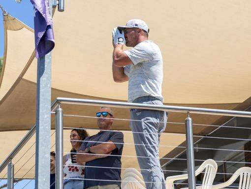 ‘Insane’: Bryson’s bizarre balcony move