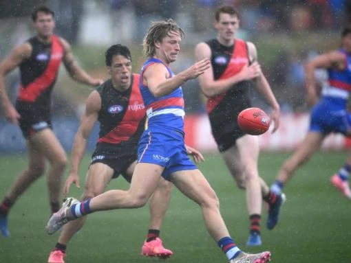 Knee op to sideline Weightman in AFL blow for Bulldogs